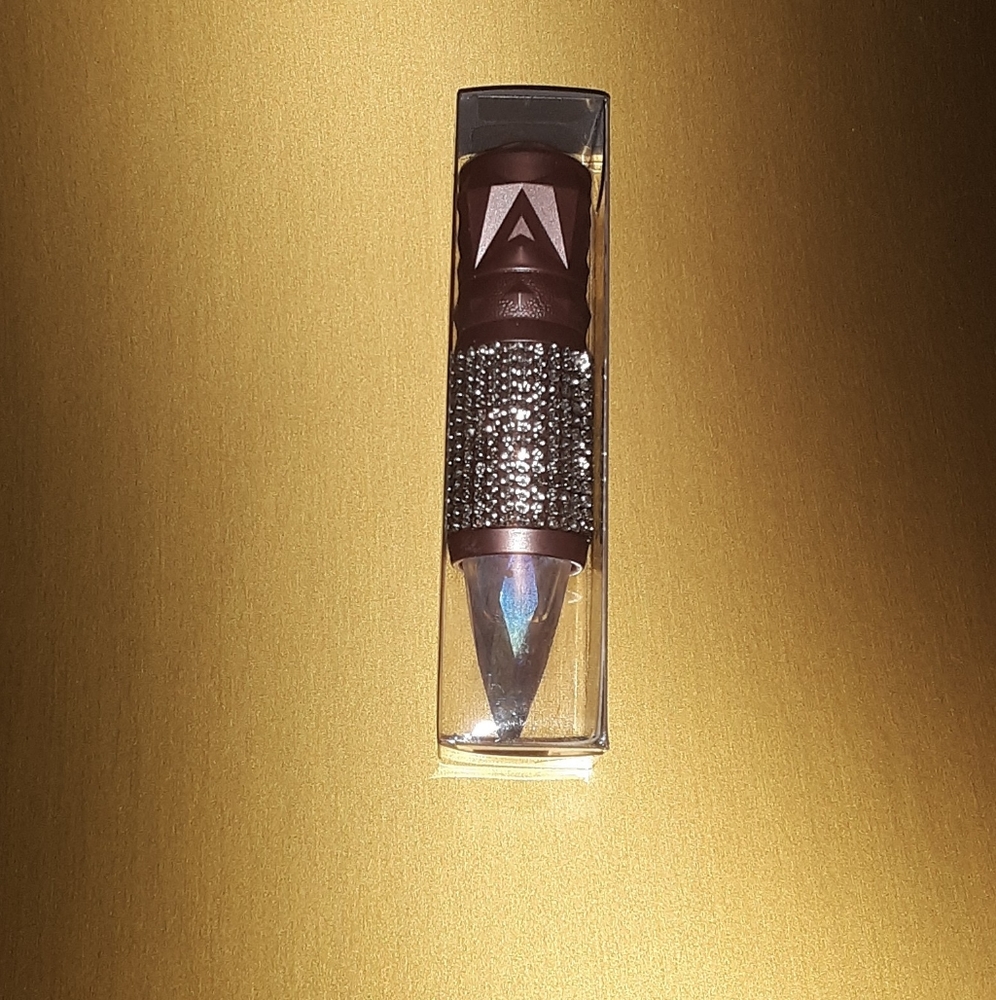 NEW Bedoya Beauty Lipstick fine wine color